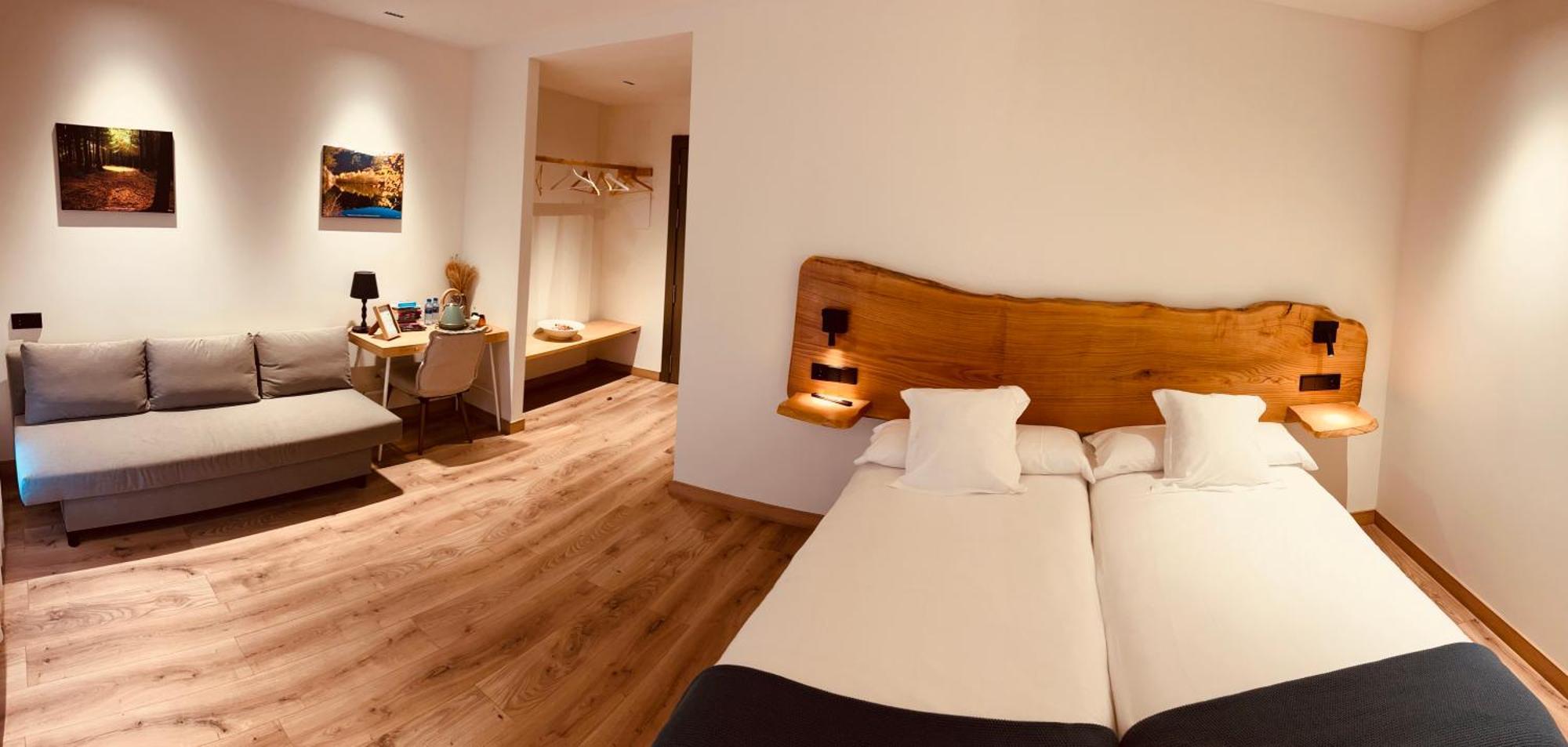 A Reigada Hotel Restaurante Grandas de Salime Eksteriør bilde