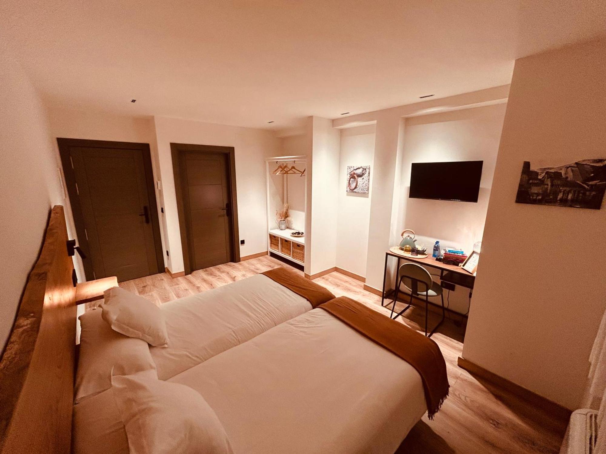 A Reigada Hotel Restaurante Grandas de Salime Eksteriør bilde